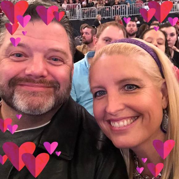 Meet your Posher, Debbie - Picture 1 of 1